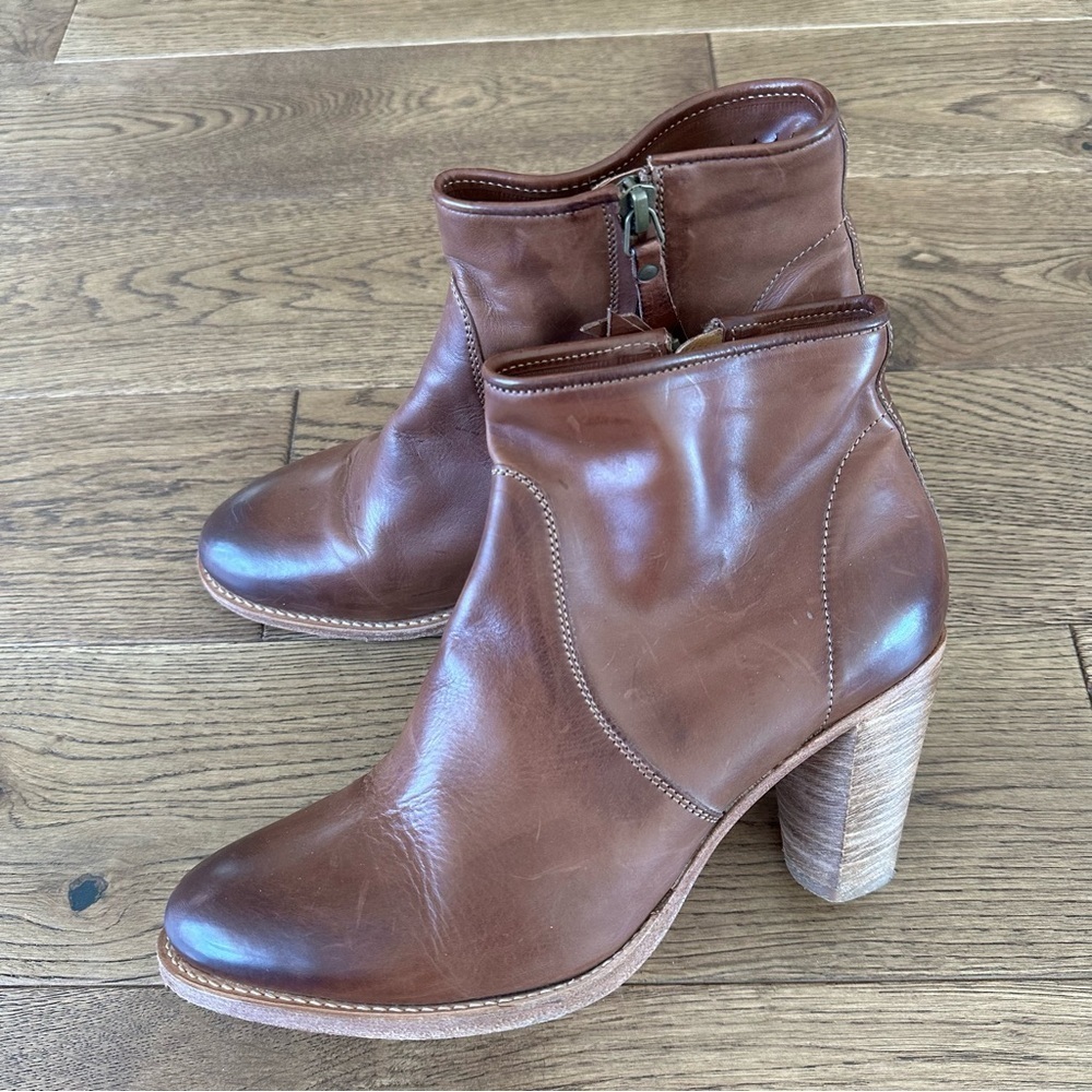 N.d.c. Made by Hand Brown Leather Booties Shoes Sz 8 Made In Portugal